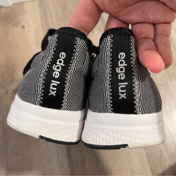 Adidas Bounce Edge Lux Runners size 7 - Picture 5 of 7